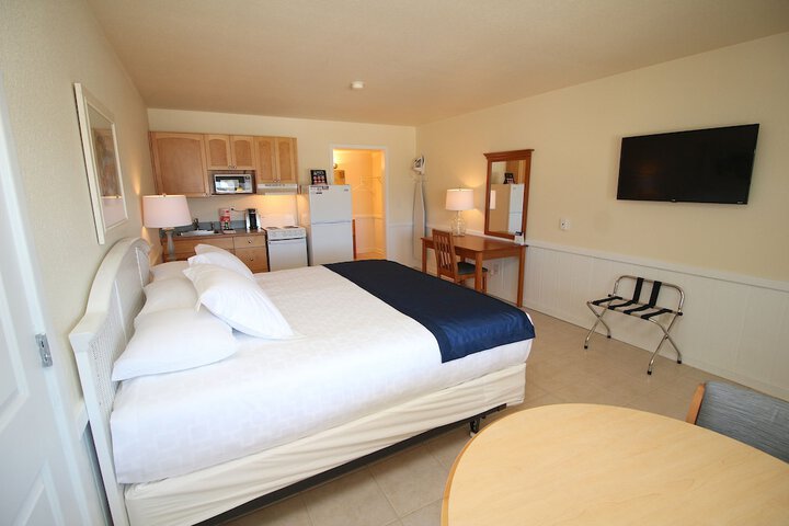 Room 9 of 48