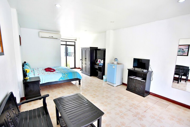 Room 60 of 99
