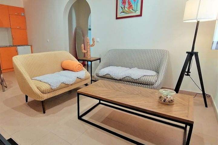 Room 52 of 92