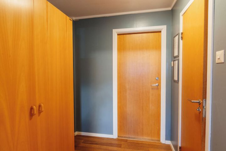 Room 76 of 199
