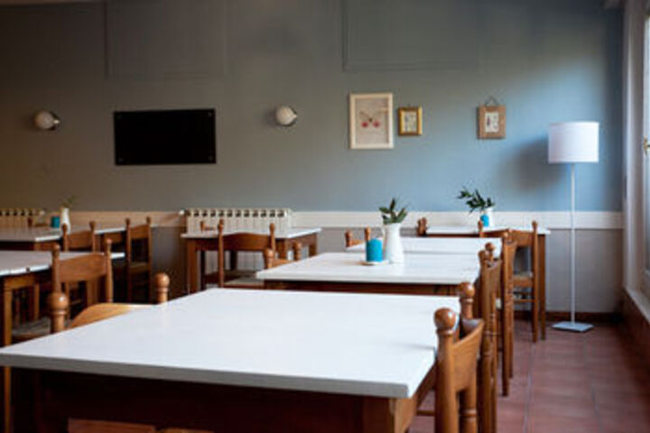Dining 10 of 73