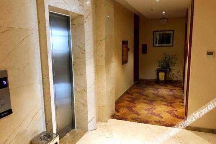 Hotel Interior 15 of 24