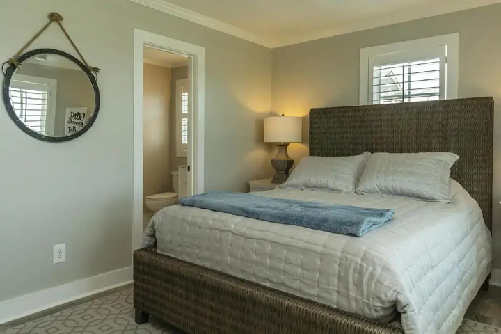 Image of Seascape by Oak Island Accommodations