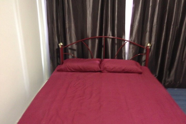 Room 3 of 41