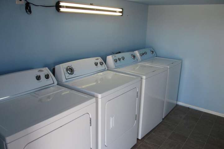 Laundry 13 of 37
