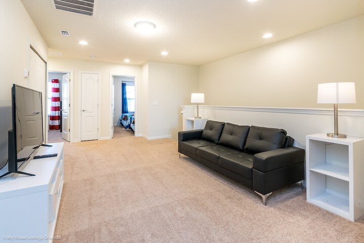 Room 22 of 49
