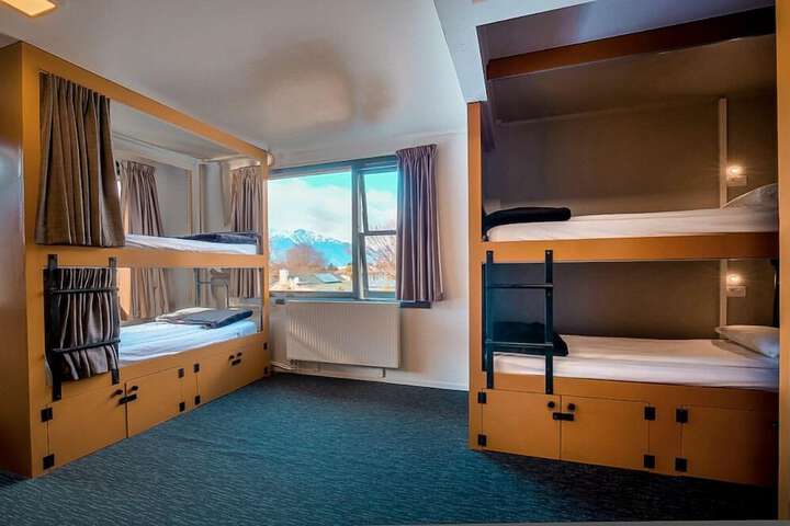 Room 19 of 48