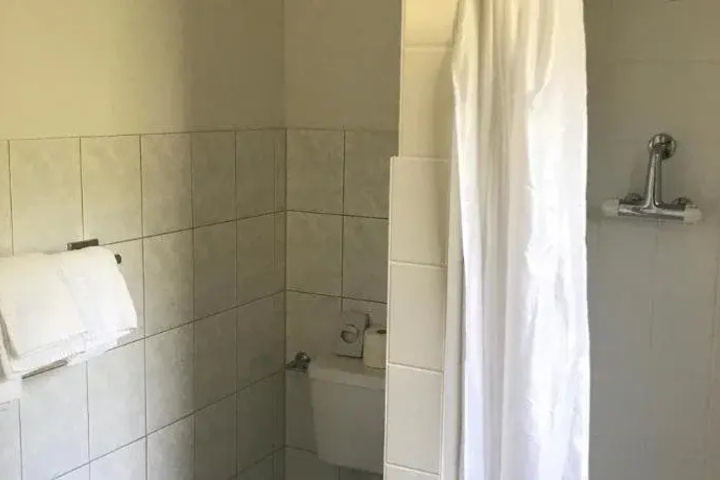Room 7 of 14