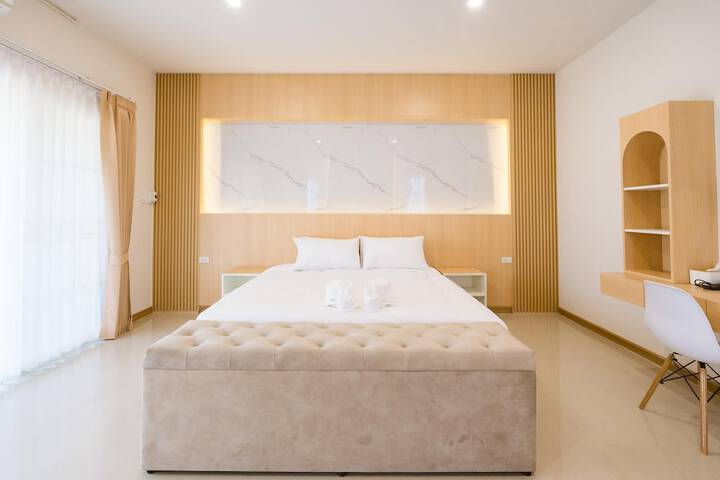 Room 16 of 71