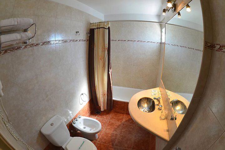 Room 32 of 44