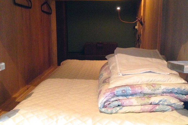 Room 6 of 59