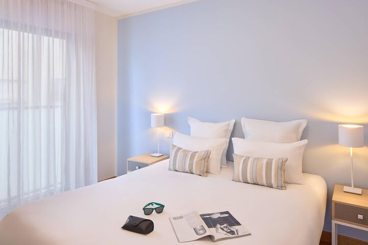 Room 21 of 35