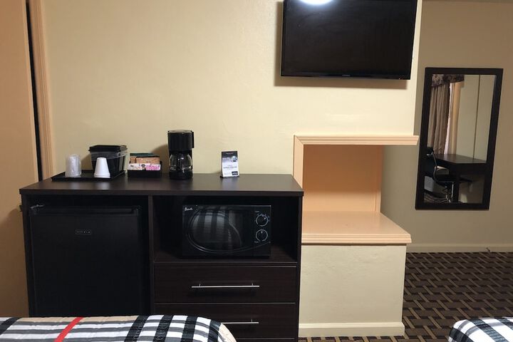 Room 10 of 39