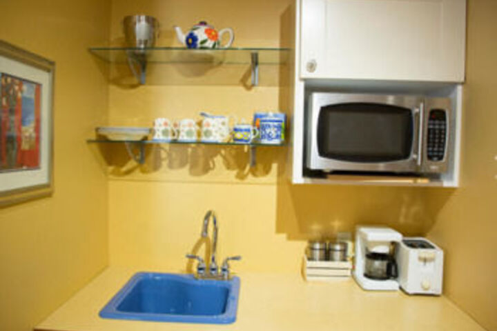Room 7 of 10