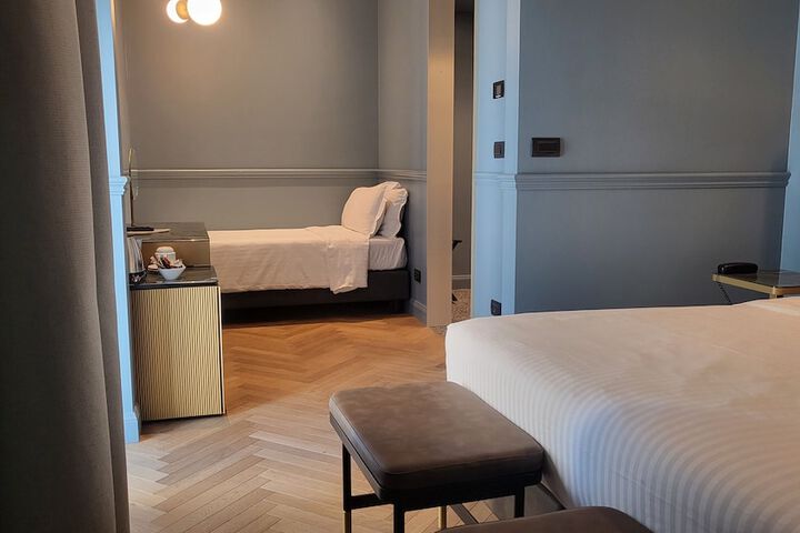 Room 28 of 57