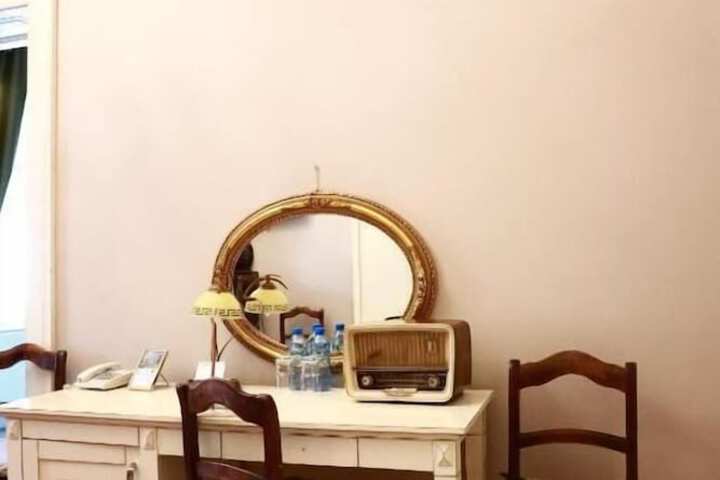 Room 14 of 51