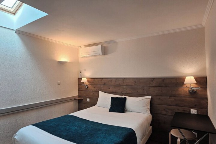 Room 12 of 47