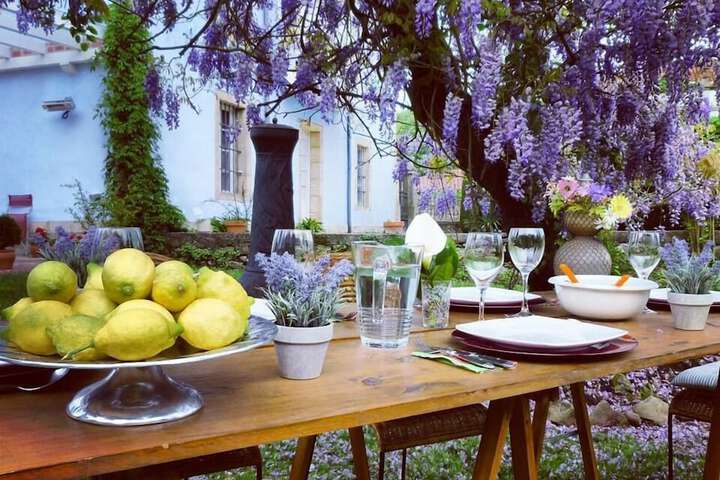 Dining 44 of 76