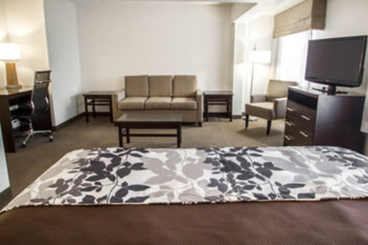 Room 34 of 42