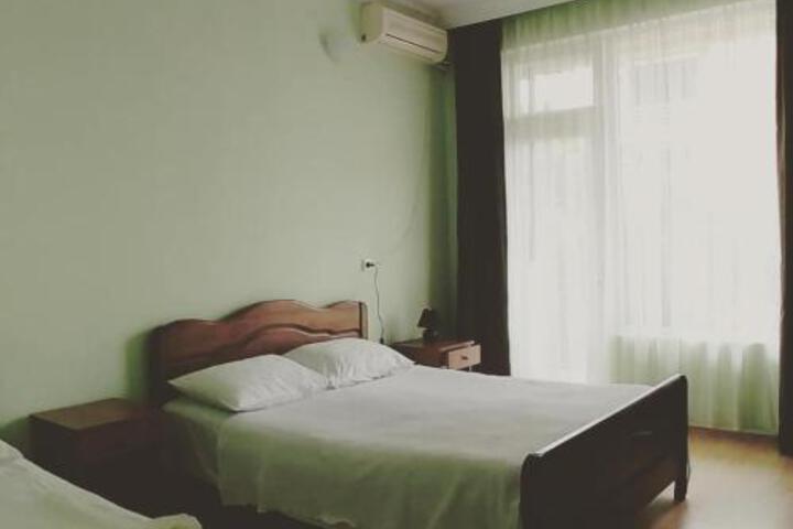 Room 3 of 21