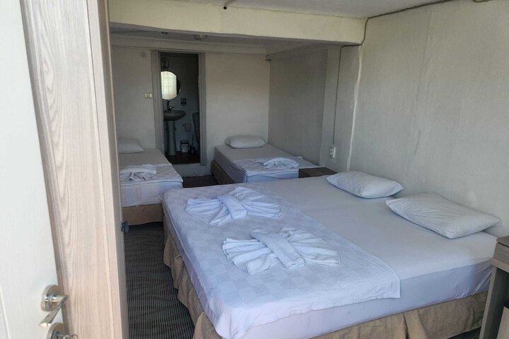 Room 20 of 28