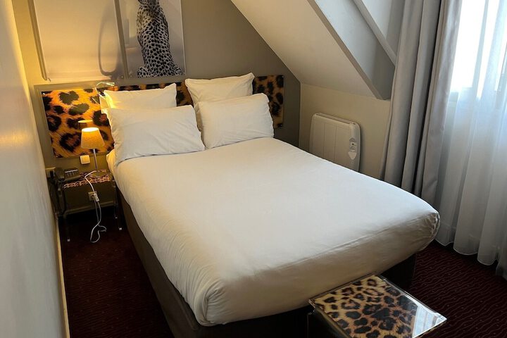 Room 30 of 56
