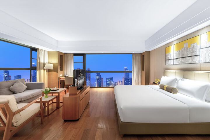 Room 7 of 36