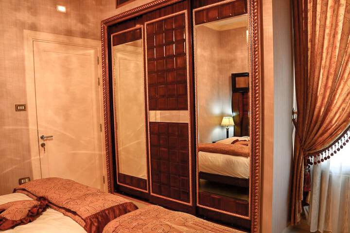 Room 7 of 21