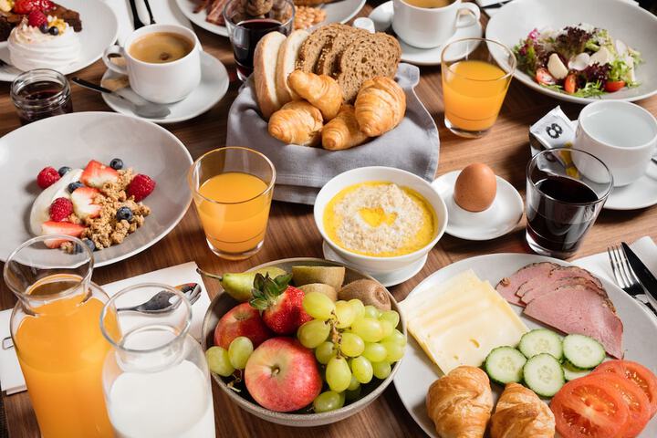 Breakfast/Coffee Service 68 of 78