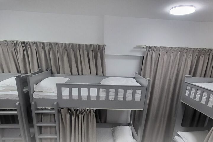 Room 59 of 82