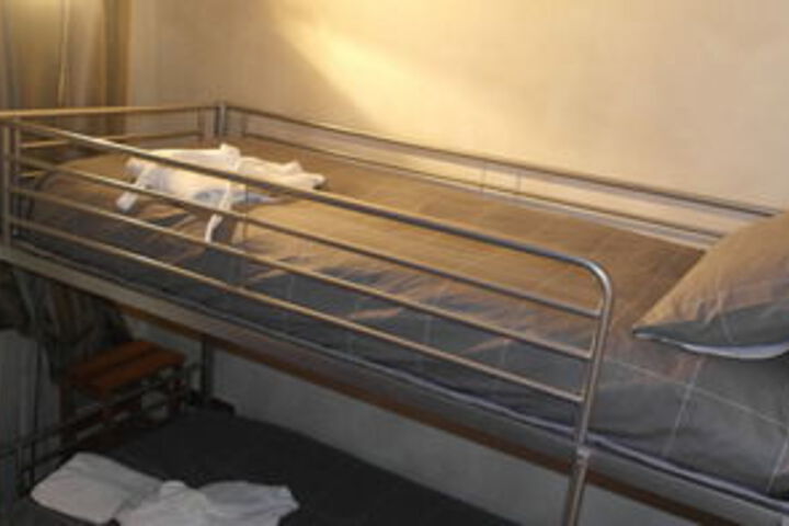 Room 35 of 134