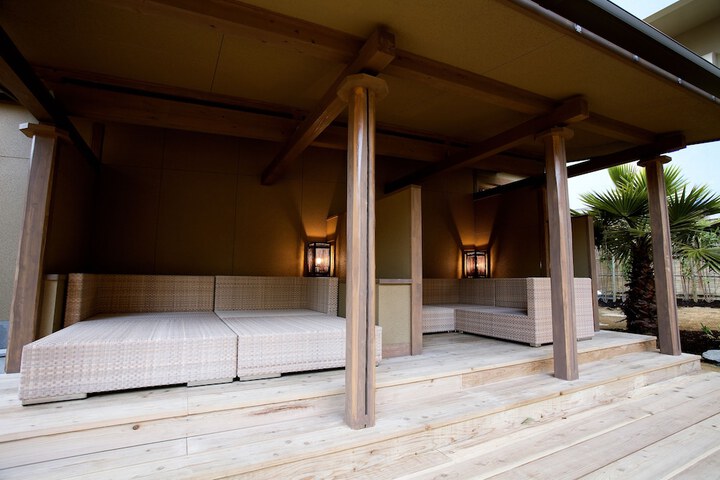 Room 3 of 40