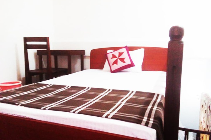 Room 33 of 49