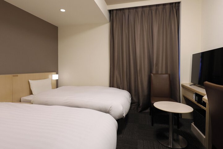 Room 15 of 52