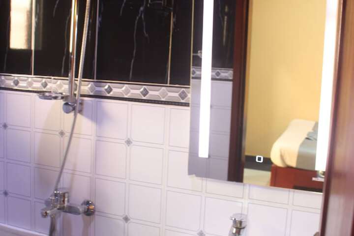 Room 18 of 41