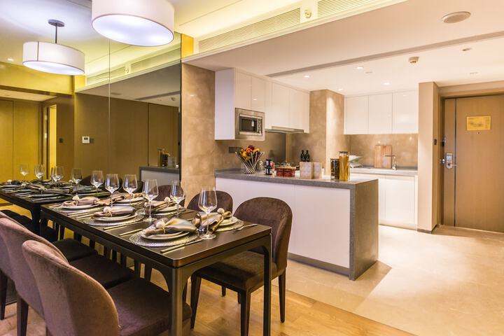 Dining Photos