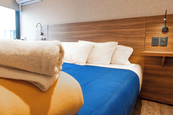 Room 3 of 21