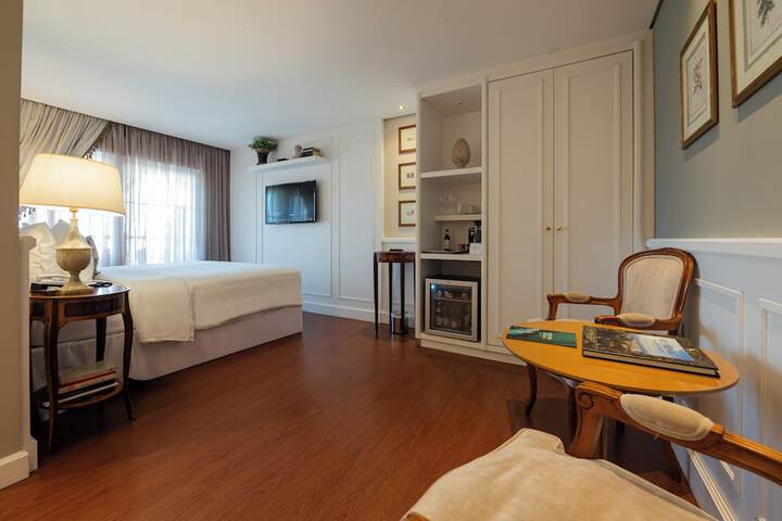 Room 22 of 137