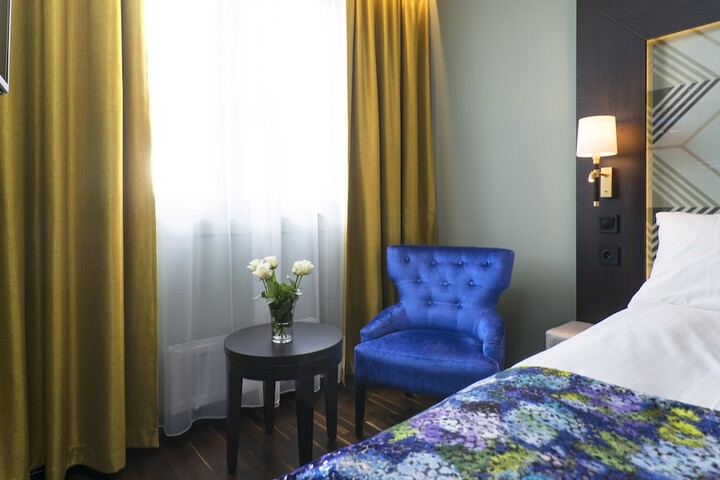 Room 32 of 64