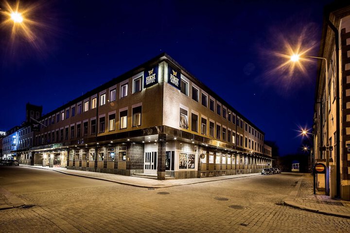 Hotel 69 of 70