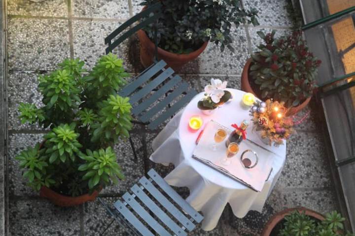 Dining 49 of 73