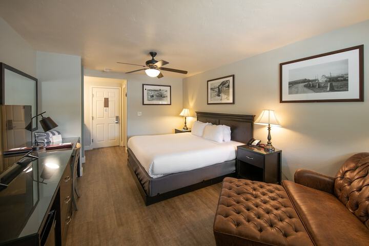 Room 12 of 75