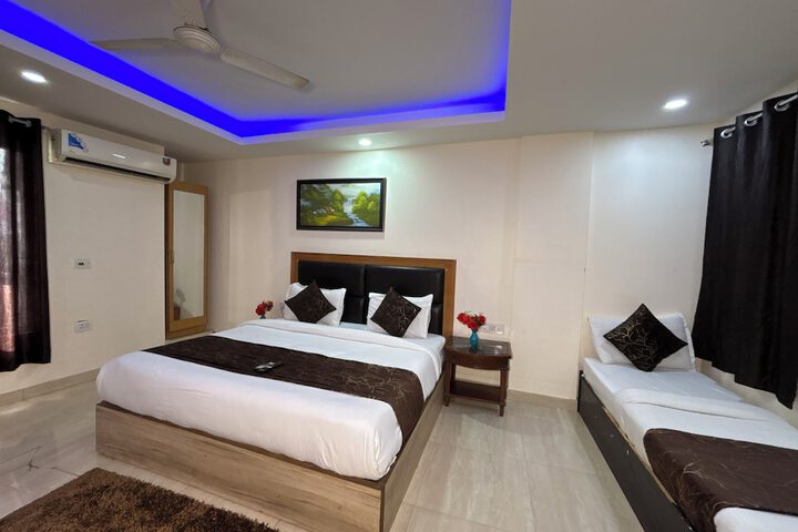 Room 56 of 111