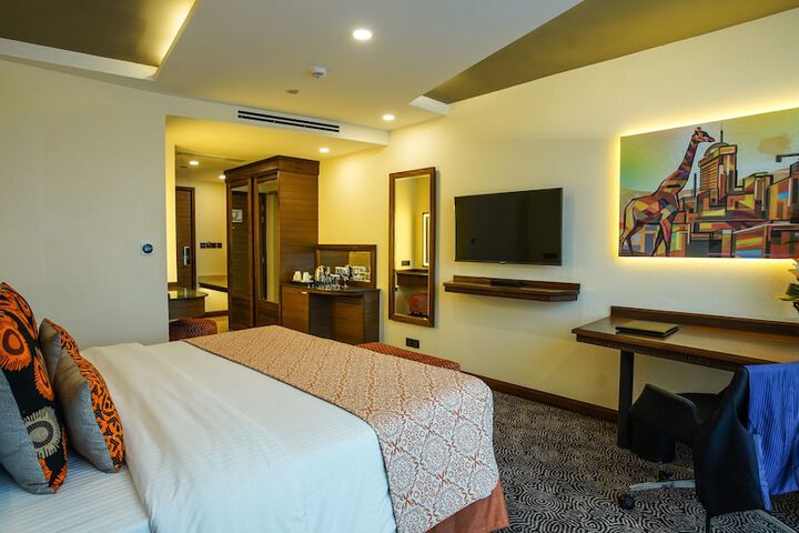 Room 7 of 117