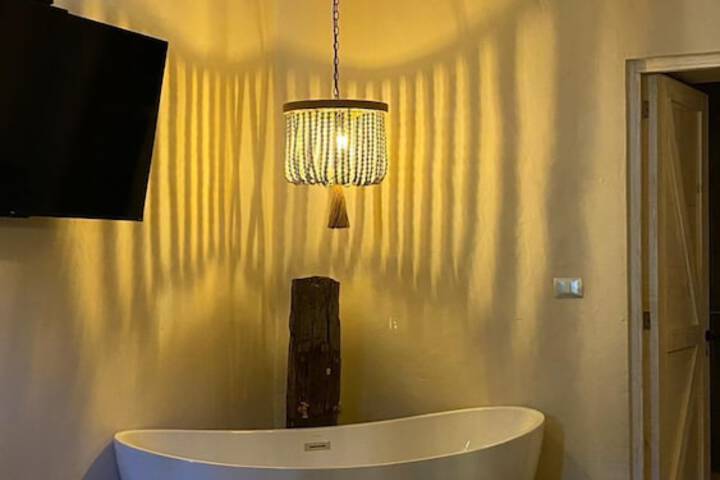 Room 19 of 82