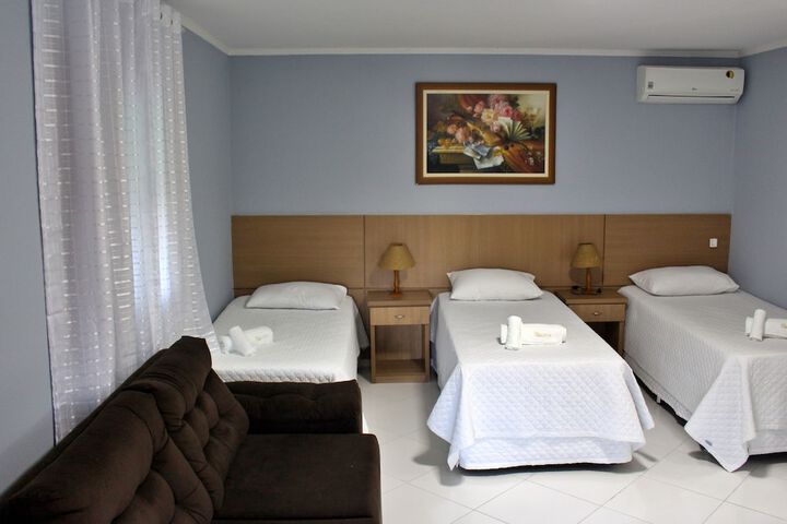 Room 6 of 43