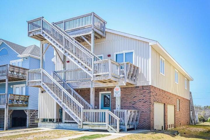 Fun N Sun - Nags Head MP 16 250 Ft. to Beach Access, Pool, Pets OK, YR Flex Stays in Nags Head, NC