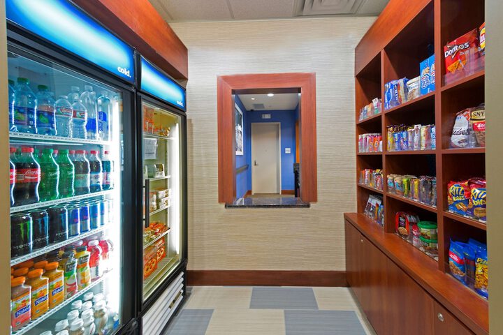 Snack bar