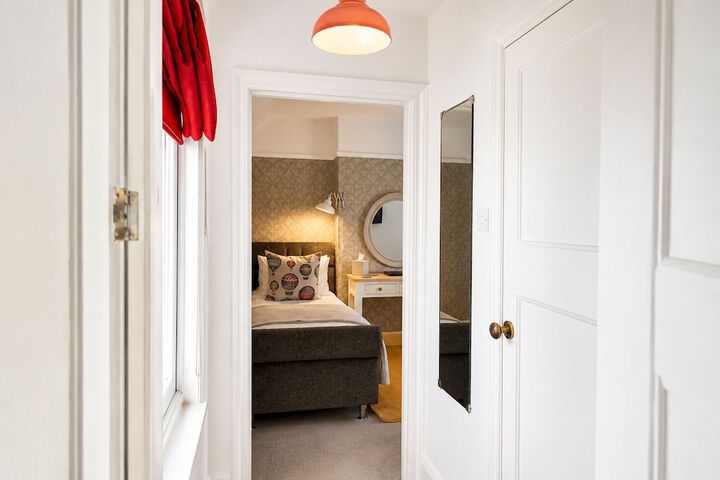 Room 21 of 67