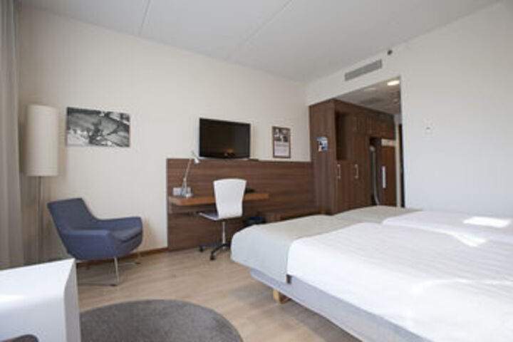 Room 31 of 60